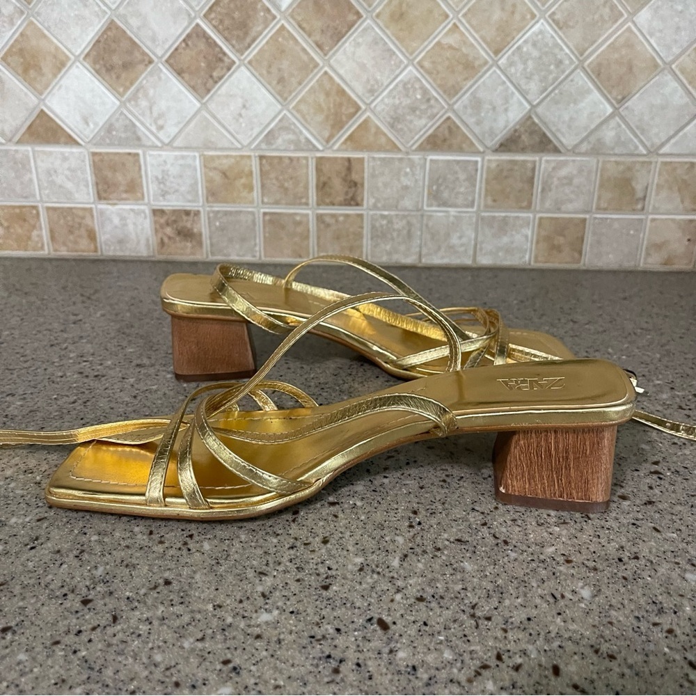 Zara Ankle Wrap Gold Block Heeled Sandal Size 40 - Picture 8 of 14